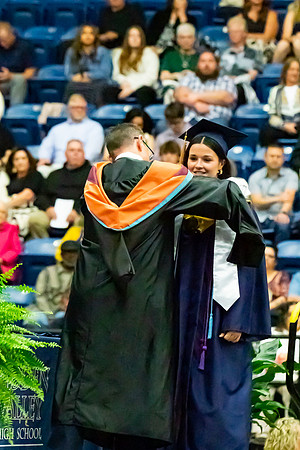 Caleigh_Ponn_Valedictorian_6320_No_Crop