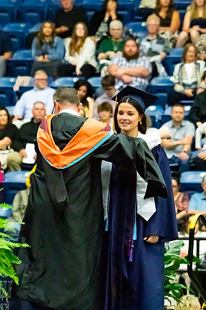 Caleigh_Ponn_Valedictorian_6328_No_Crop
